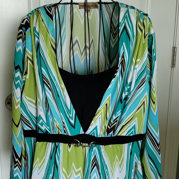 Tunic - Picture 2 of 3